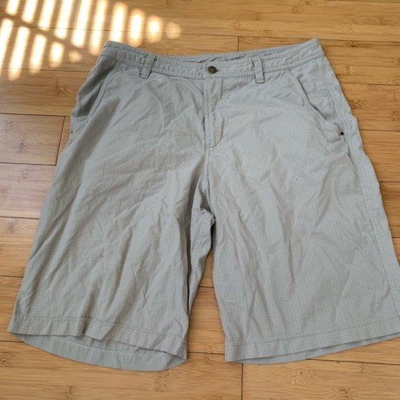 lululemon athletica Other - lululemon mens tan shorts